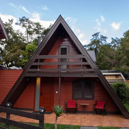 Villa Chale Pinot Com Lareira Campos do Jordão Exterior foto